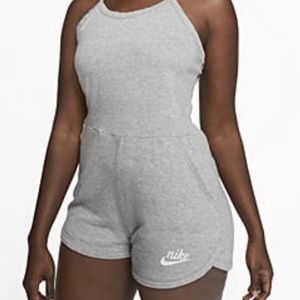 Nike romper